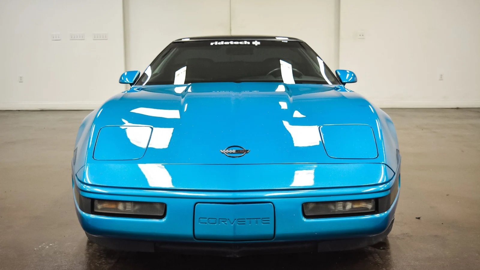 Click to Enlarge-Esc to Close Corvette Generations/C4/C4 1992 Front-chevrolet-corvette.webp